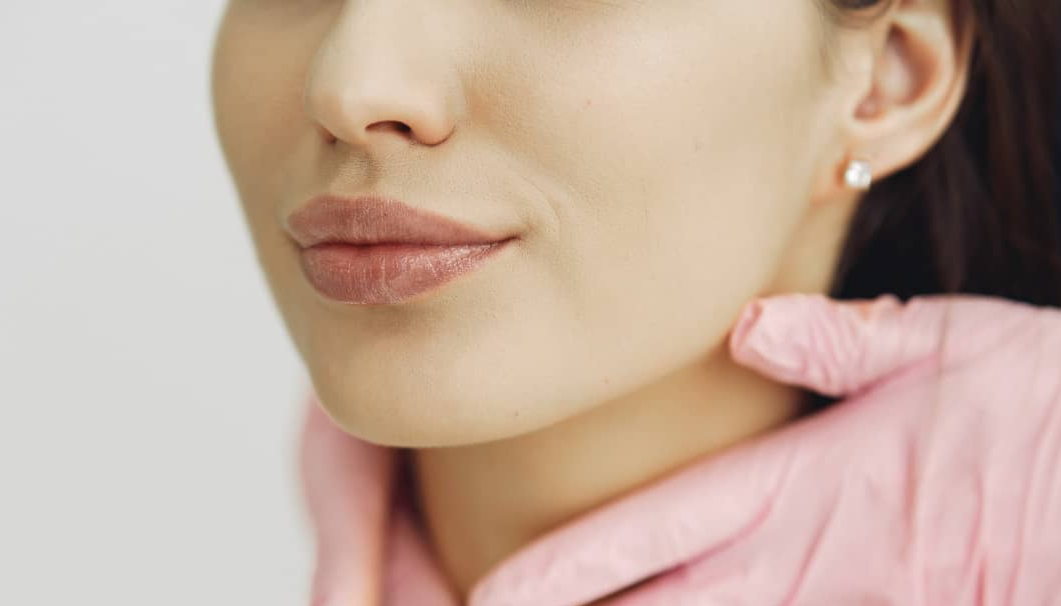 A17.01.008 Воздействие токами ультравысокой частоты на кожу на аппарате InMode насадка FORMA| Venus Viva (Венус Вива), аппликатор Diamondpolar: <span style="font-weight: 700;">подбородок</span><br>